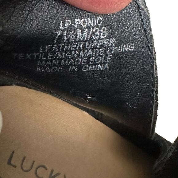 Lucky Brand Ponic Black Suede Ankle Bootie Side Slit Zip Size 7.5 - Picture 5 of 9